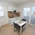 Emanuel Apartment *
