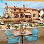 Emanuel Apartman