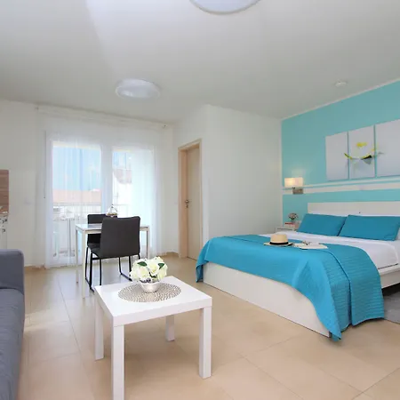 Emanuel Apartman