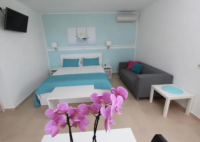 Emanuel Апартаменты *