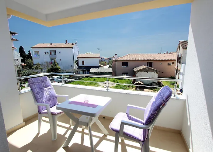 Διαμέρισμα Emanuel *