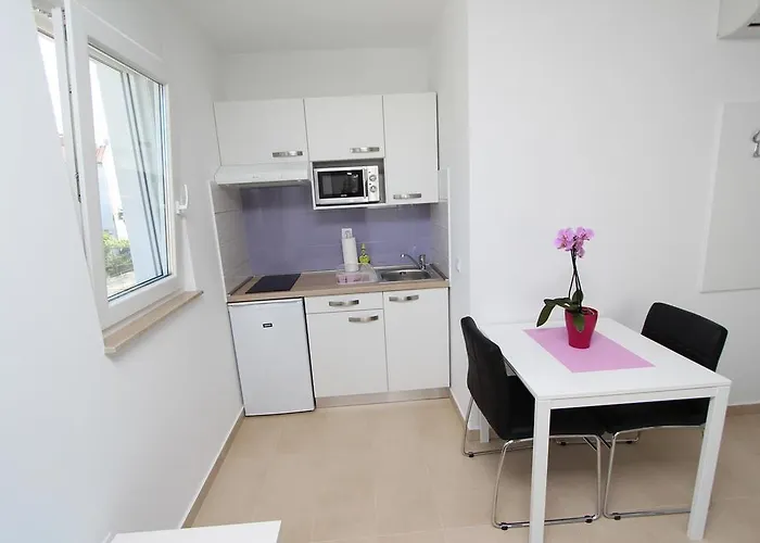 Emanuel Ρόβινι